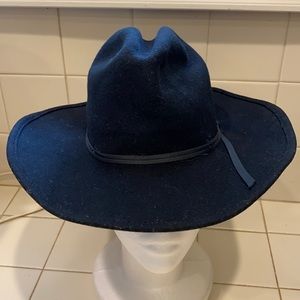 Black Bailey Western style hat wool pre-owned condition